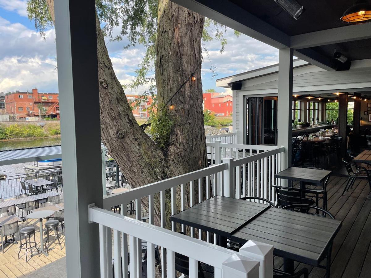 Auberge Des Cantons Magog ภายนอก รูปภาพ