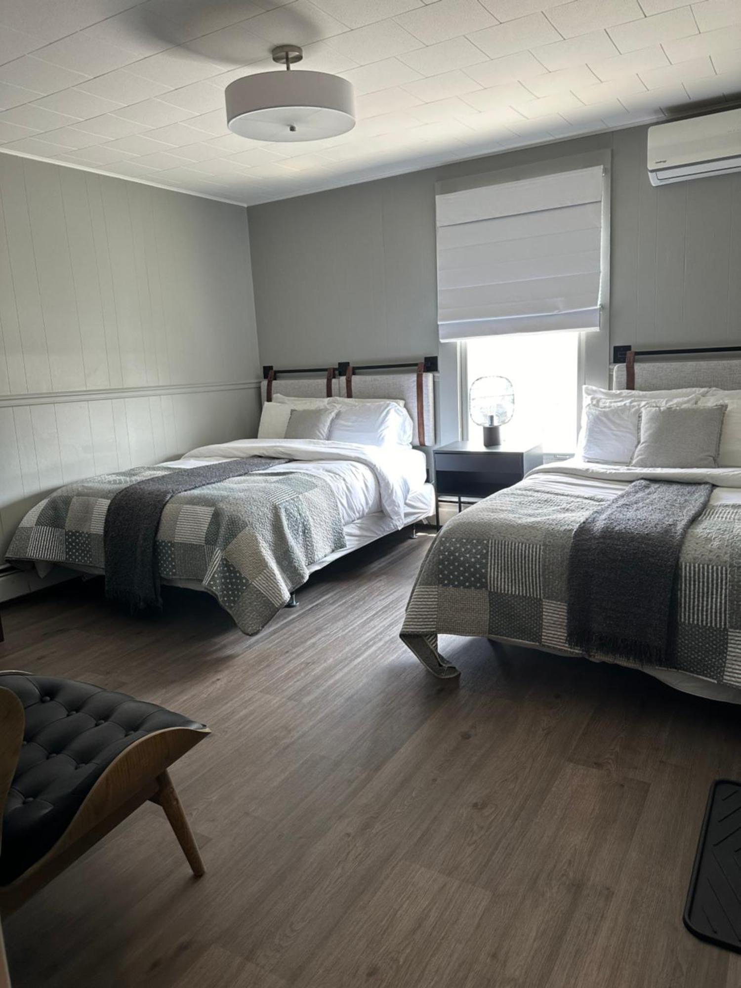 Auberge Des Cantons Magog ภายนอก รูปภาพ